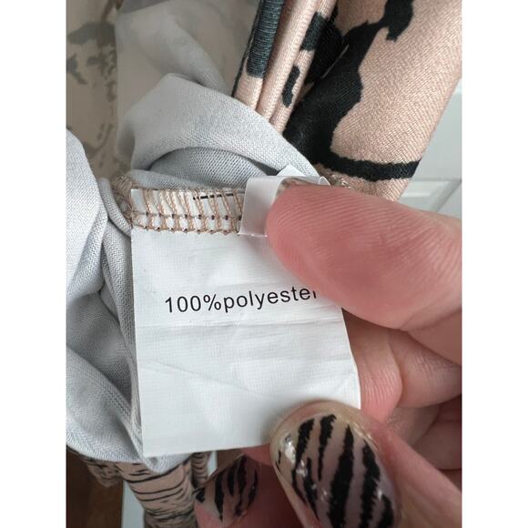 Soft Stretchy Sleeveless Cream Black Splatter Paint Flare Leg Jumpsuit Medium - Picture 7 of 8